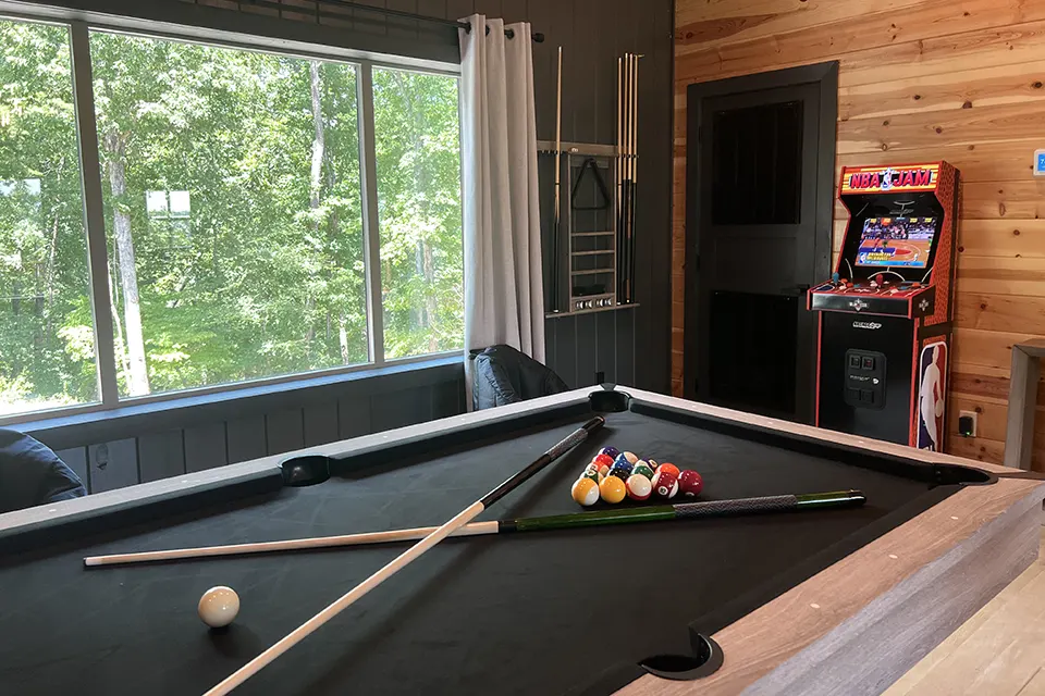 15 - Rustic Point - Play Room (2)