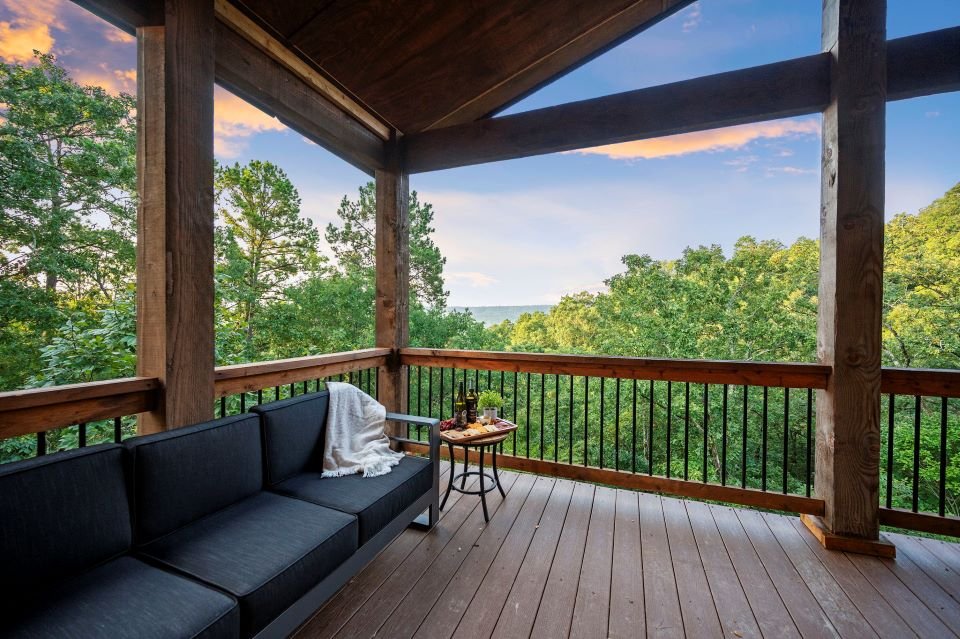 Rustic Point Cabin